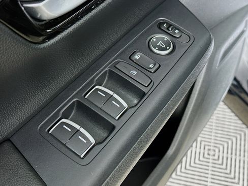 Used 2023 Honda CR-V EX-L image 17