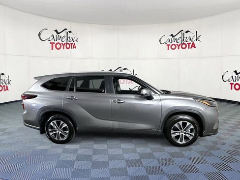 Used 2026 Toyota Highlander XLE AWD/4WD image 9