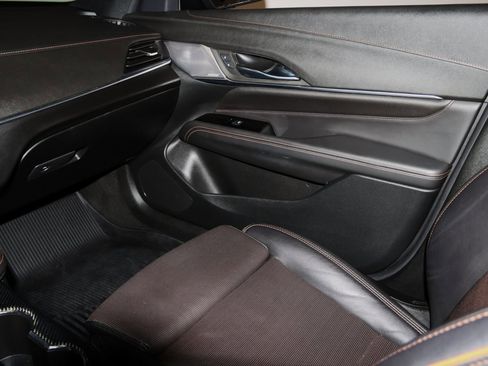 Used 2021 Cadillac CT4 V image 54