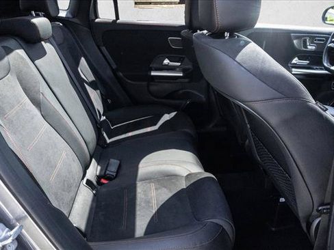 Used 2024 Mercedes-Benz GLA 250 4MATIC image 24