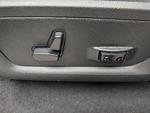 Used 2018 RAM 2500 Big Horn AWD/4WD image 16