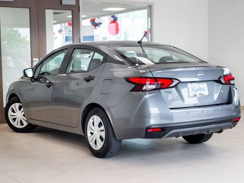 Used 2024 Nissan Versa S FWD image 27