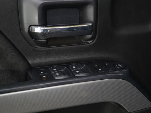 Used 2018 Chevrolet Silverado 1500 LT w/ All Star Edition AWD/4WD image 18