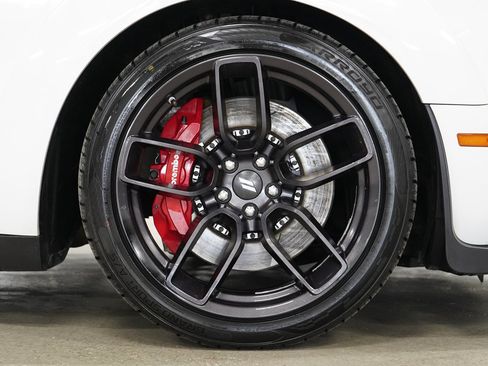 Used 2019 Dodge Challenger R/T Scat Pack RWD image 37
