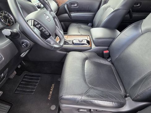 Used 2024 Nissan Armada SL w/ Captain's Chairs Package RWD image 6