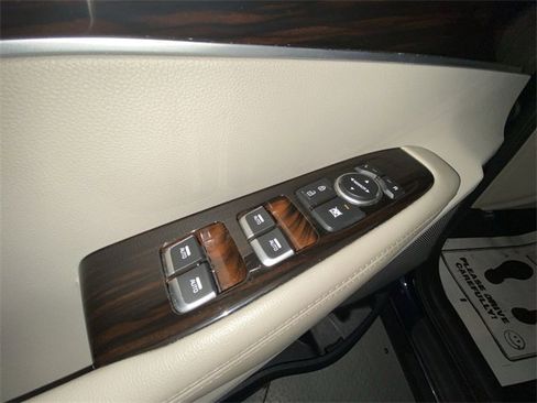 Used 2020 Kia Sorento LX w/ LX I4 Convenience Package image 13
