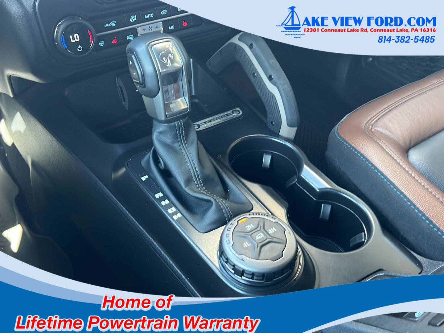 Used 2024 Ford Bronco Outer Banks AWD/4WD image 32