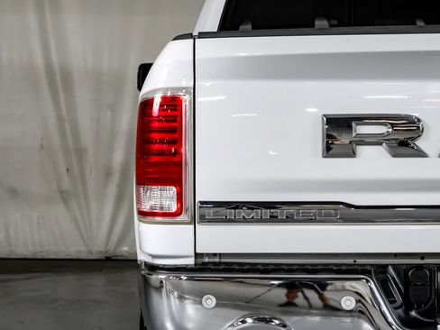 Used 2017 RAM 1500 Limited AWD/4WD image 41
