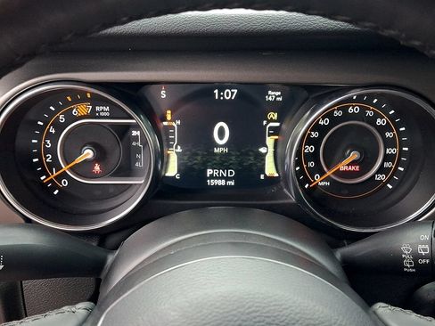 Used 2022 Jeep Wrangler Unlimited Sport AWD/4WD image 21