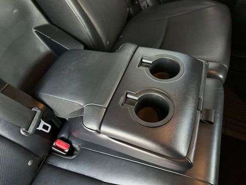 Used 2020 Toyota 4Runner SR5 image 32