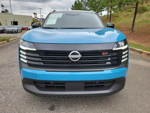 Used 2025 Nissan Kicks SR w/ Illumination Package image 19