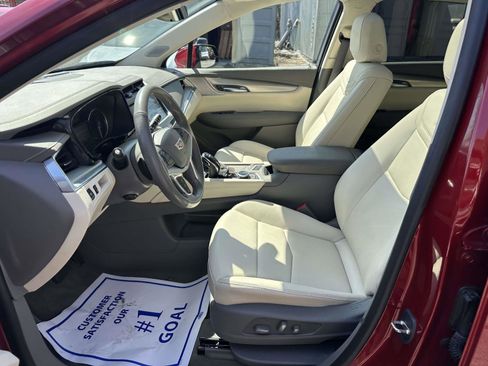 Certified 2023 Cadillac XT5 Premium Luxury image 13