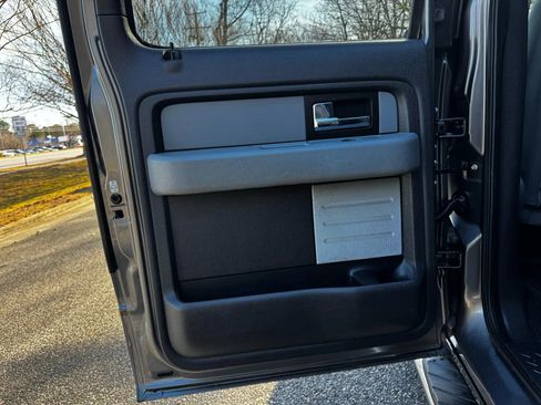 Used 2014 Ford F150 XLT w/ Equipment Group 302A Luxury image 16