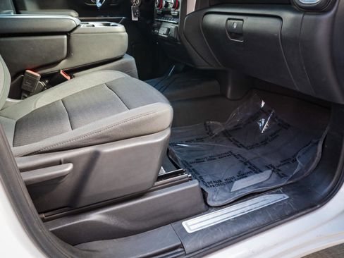 Used 2021 Chevrolet Silverado 2500 LT w/ Fleet Comfort Package image 24