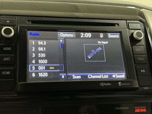 Used 2015 Toyota Tacoma 4x4 Double Cab w/ SR5 Package image 14