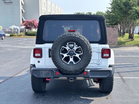 Used 2021 Jeep Wrangler Unlimited Rubicon w/ Cold Weather Group AWD/4WD image 7
