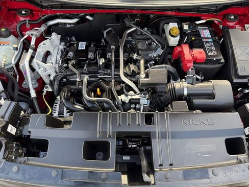 Certified 2025 Nissan Kicks SV image 23