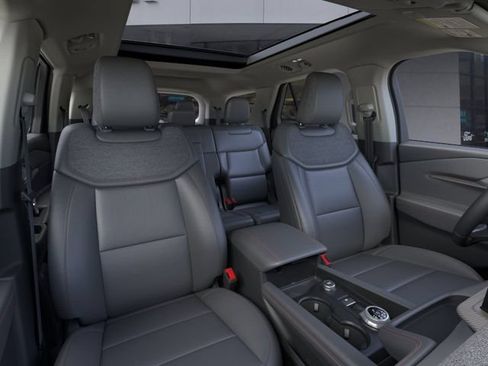 New 2026 Ford Explorer Active w/ Active Comfort Package AWD/4WD image 10