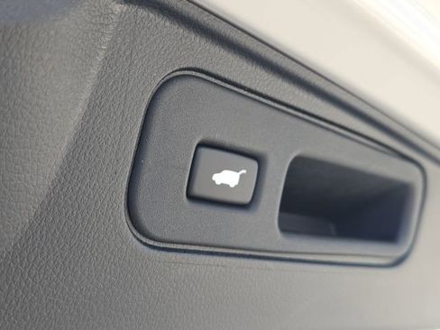 Used 2023 Honda Passport EX-L image 12