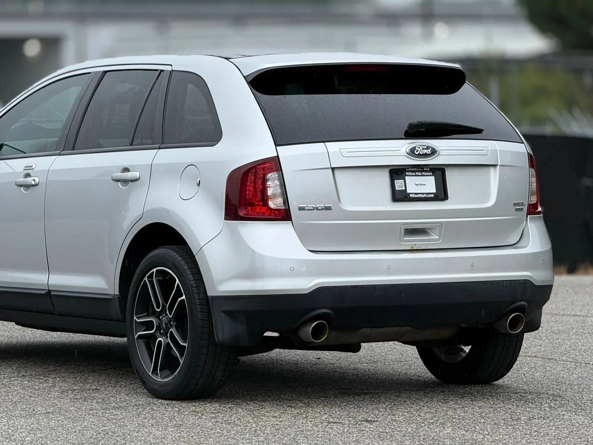 Used 2013 Ford Edge SEL AWD/4WD image 16