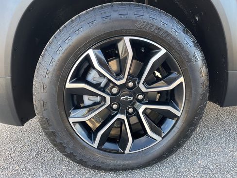 Used 2025 Chevrolet TrailBlazer ACTIV w/ Driver Confidence Package image 9