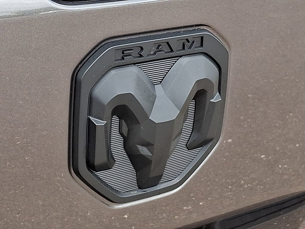 Used 2024 RAM 1500 Limited AWD/4WD image 30