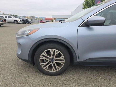 Used 2022 Ford Escape SEL w/ Technology Package FWD image 20