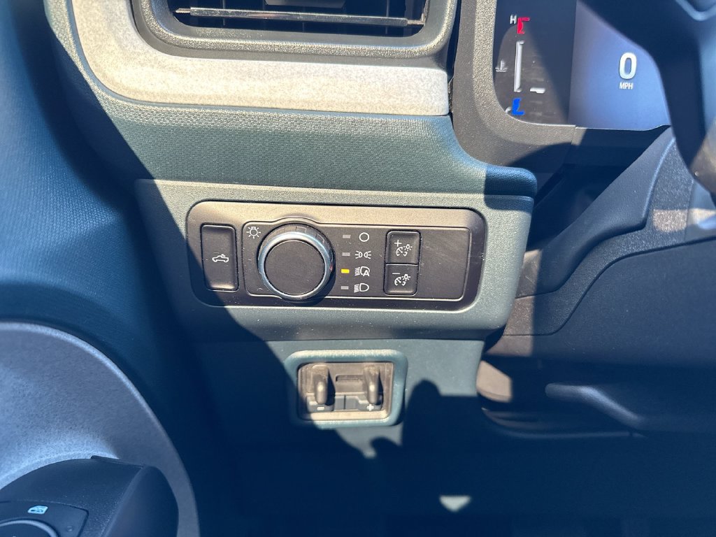 Used 2026 Ford Maverick XLT w/ XLT Luxury Package AWD/4WD image 17
