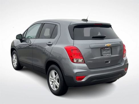 Used 2020 Chevrolet Trax LS w/ Tint and Cruise Package image 7