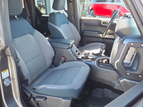 Used 2022 Ford Bronco Outer Banks image 15