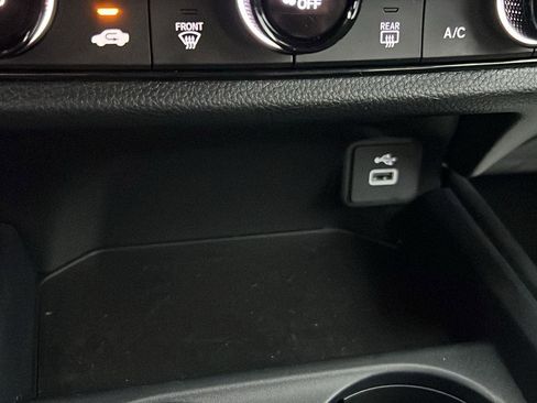 Certified 2024 Honda HR-V LX image 24