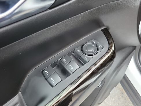Used 2023 GMC Acadia AT4 w/ Technology Package AWD/4WD image 26