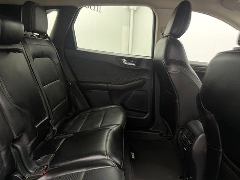 Used 2020 Ford Escape Titanium w/ Titanium Premium Package 2.0 FWD image 27