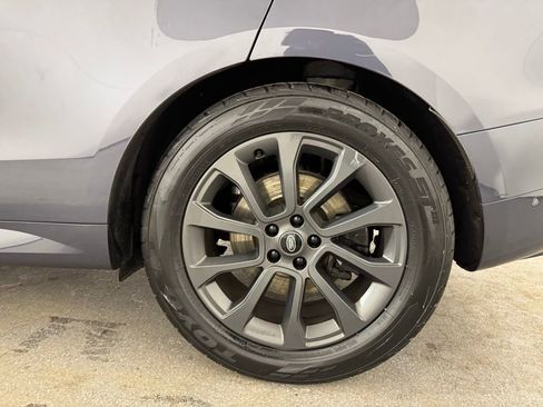 Used 2023 Land Rover Range Rover Sport SE Dynamic image 32