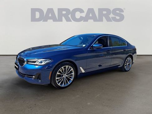 Used 2023 BMW 540i xDrive w/ Premium Package AWD/4WD image 3