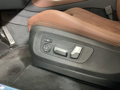 New 2026 BMW X5 xDrive50e w/ Executive Package AWD/4WD image 19