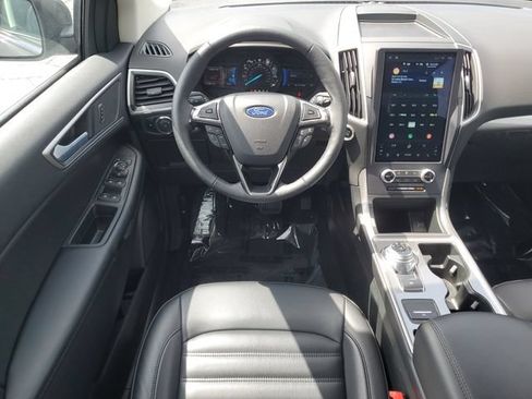 Certified 2024 Ford Edge SEL w/ Convenience Package AWD/4WD image 24