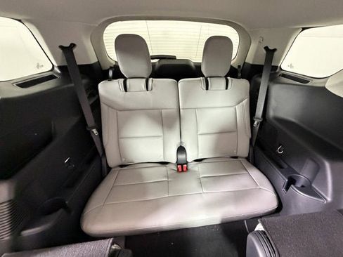 New 2026 Ford Explorer Active w/ Active Comfort Package image 7