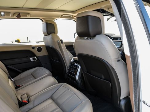 Used 2019 Land Rover Range Rover Sport HSE image 23