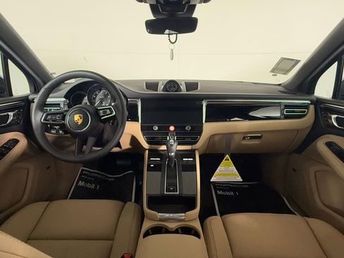 New 2026 Porsche Macan image 20