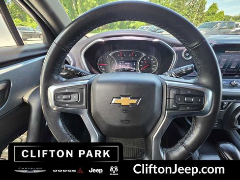 Used 2020 Chevrolet Blazer LT AWD/4WD image 19
