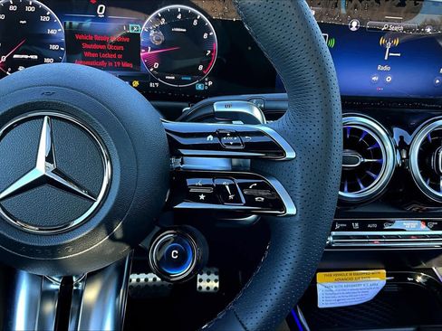 Used 2025 Mercedes-Benz GLB 35 AMG AMG GLB 35 image 25