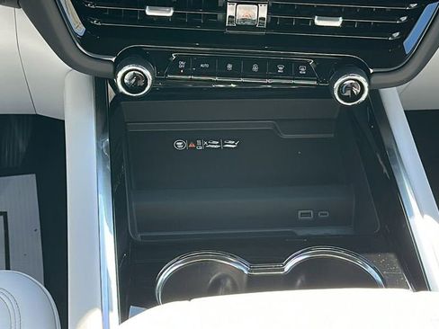 New 2025 Chevrolet Tahoe Premier image 22