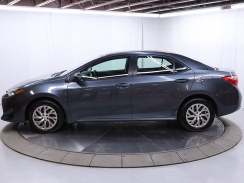 Used 2019 Toyota Corolla LE image 4