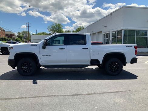 New 2026 Chevrolet Silverado 2500 LTZ w/ LTZ Plus Package AWD/4WD image 4