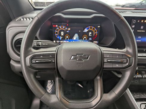 Used 2024 Chevrolet Colorado Trail Boss w/ Technology Package image 15