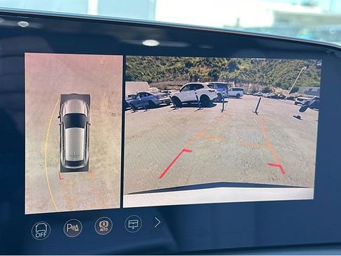 New 2026 Cadillac Optiq Luxury 1 image 26