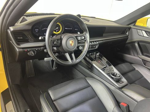 Certified 2023 Porsche 911 Carrera 4S image 4