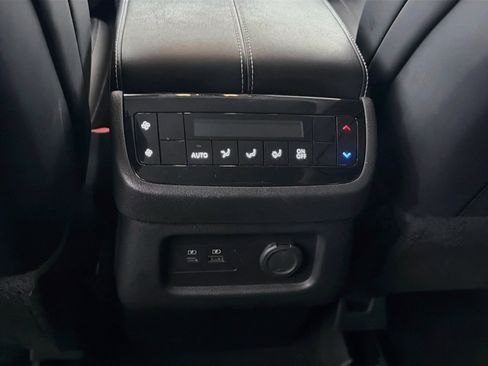 Used 2023 INFINITI QX60 Luxe w/ Performance Audio Package FWD image 27
