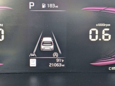 Used 2023 Kia Soul LX w/ LX Technology Package image 29